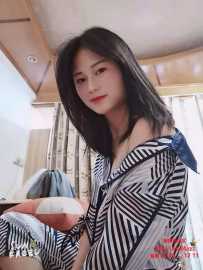 番禺高颜值丝足女王-小雨